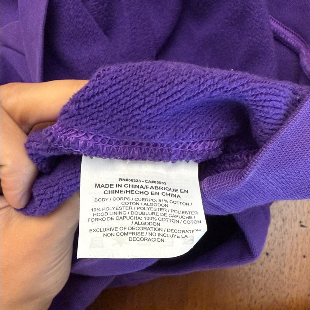 Purple Lakers Hoodie Nike #2 on Back BALL Sweater Hoodie Size Small NBA - Picture 15 of 16